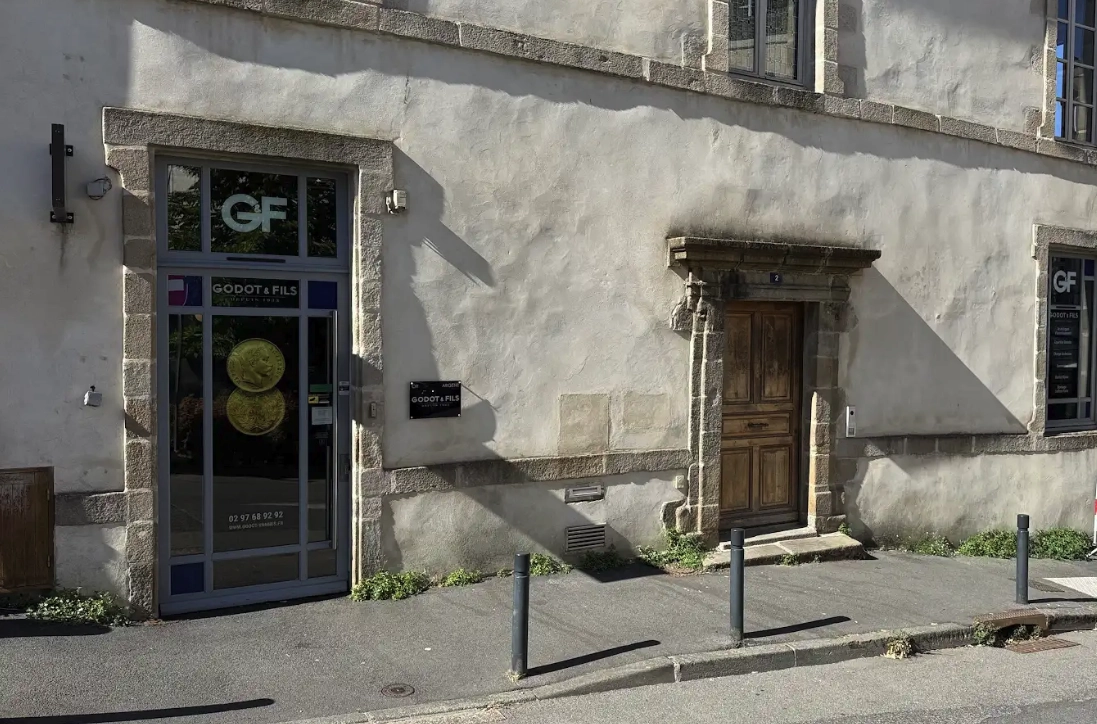 Vannes 56000 Vannes 2